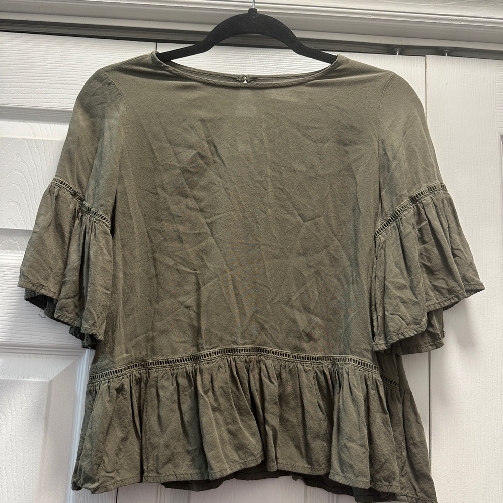 Abercrombie & Fitch Women's Olive Green Ruffle Sleeve Top Size XS